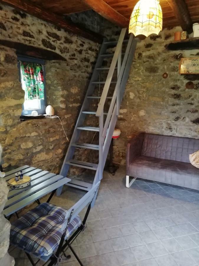 Micro-Cottage In Pietra La Ratatouille Dego Zewnętrze zdjęcie